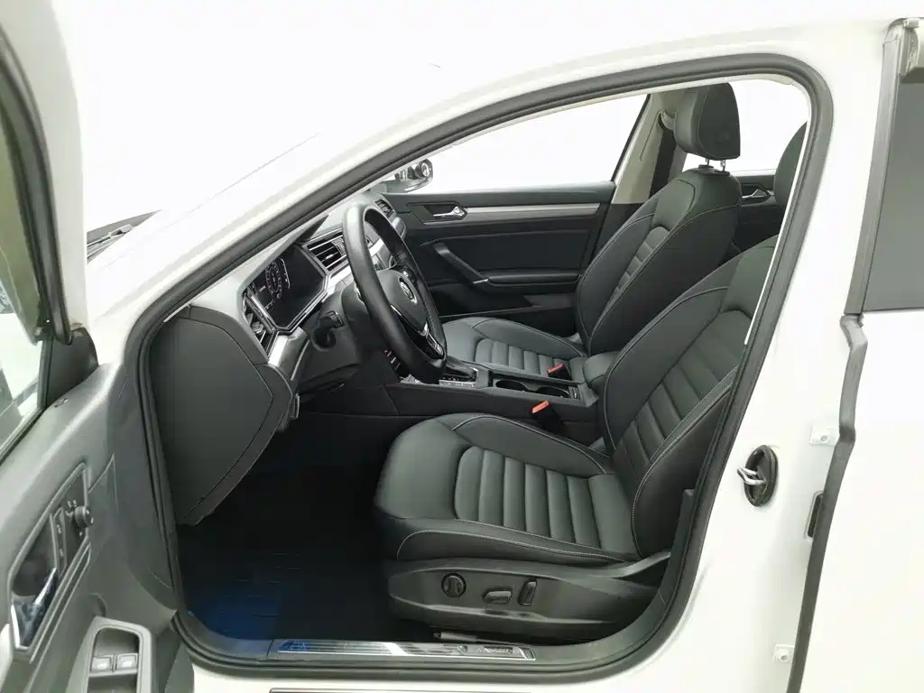 Volkswagen Lamando — миниатюра 10