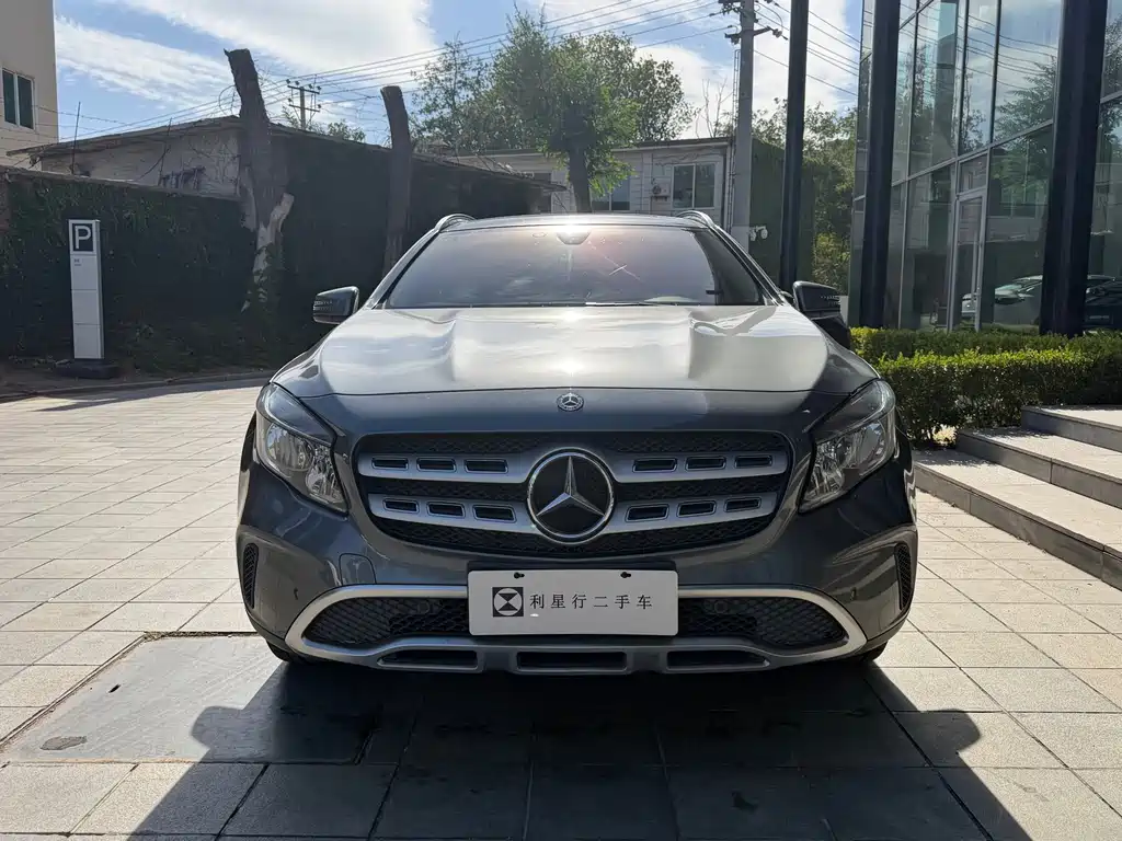 Mercedes-Benz GLA — миниатюра 8