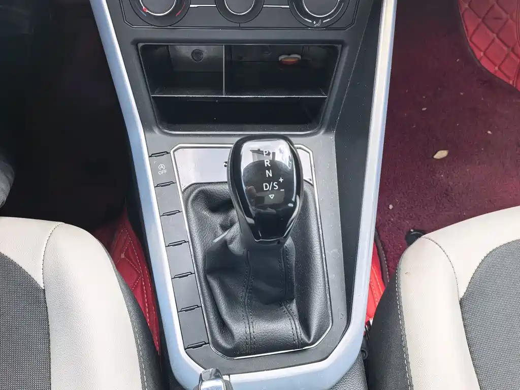 Volkswagen Polo — миниатюра 9