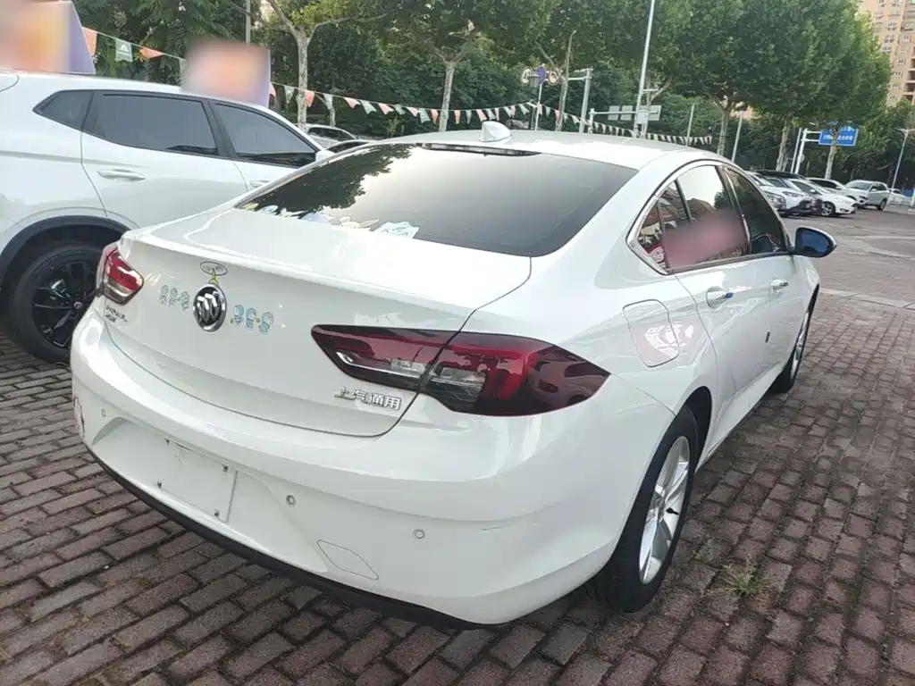 Buick Regal — миниатюра 7
