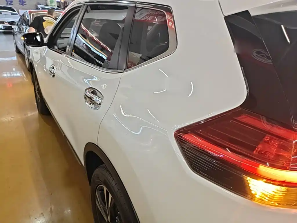 Nissan X-Trail — миниатюра 5