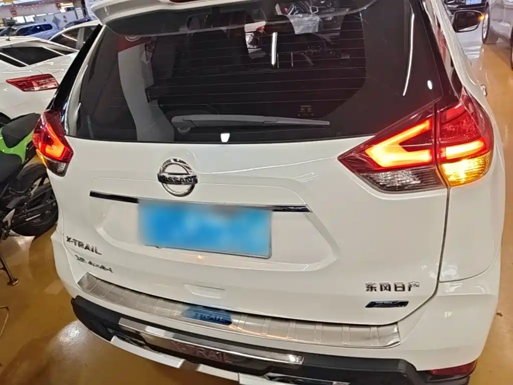 Nissan X-Trail — миниатюра 6