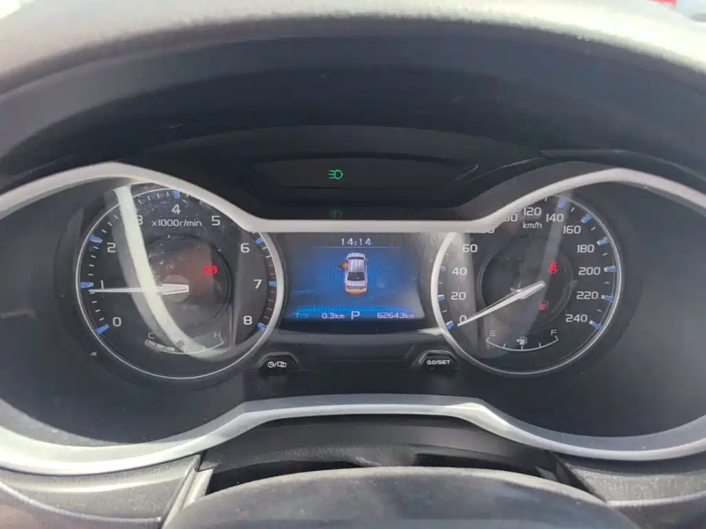 Geely Emgrand — миниатюра 12