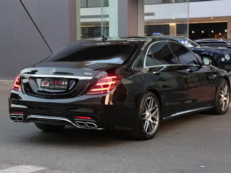 MERCEDES-BENZ S CLASS AMG