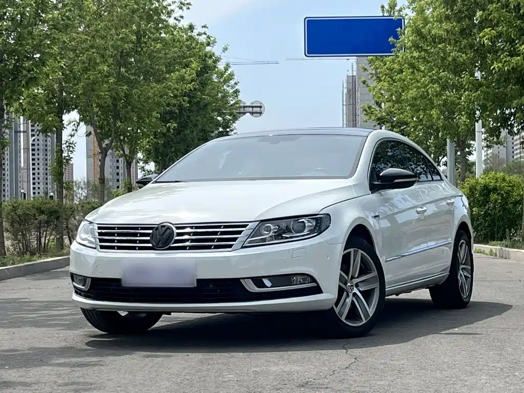 Volkswagen FAW - Passat CC CC 2015 2.0TSI Luxury