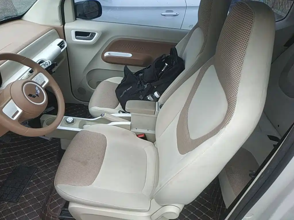 Wuling MINIEV — миниатюра 15