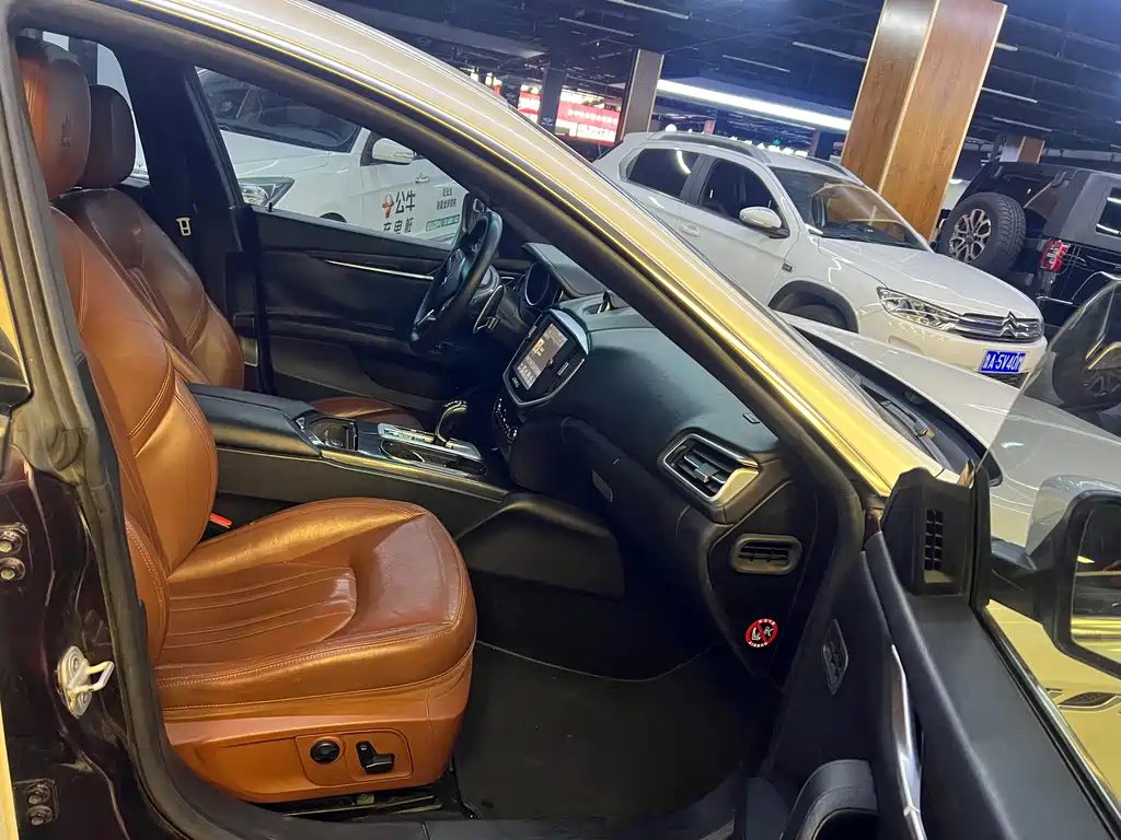 Maserati Ghibli — миниатюра 4