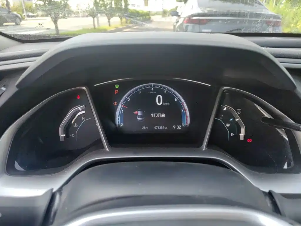 Honda Civic — миниатюра 8