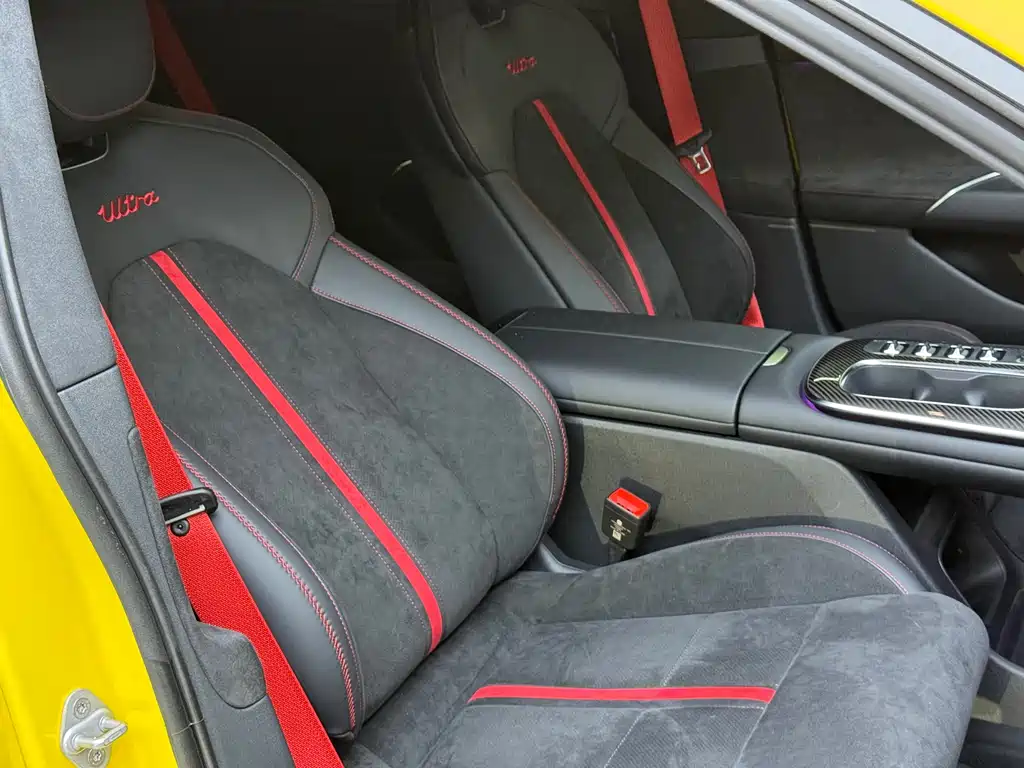 XIAOMI CAR XIAOMI SU7 ULTRA