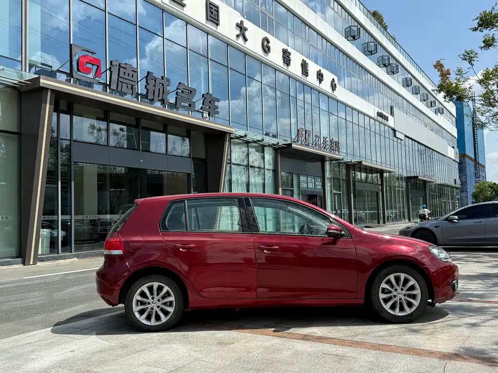 Volkswagen Golf — миниатюра 4