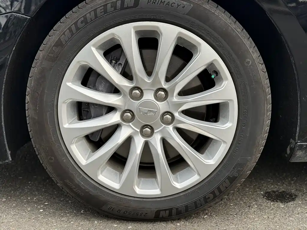 Cadillac XTS — миниатюра 8