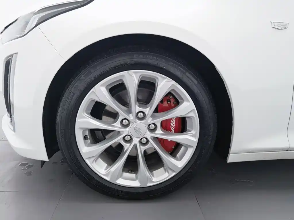 Cadillac CT5 — миниатюра 17