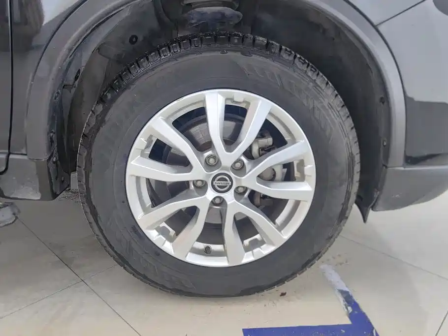 Nissan X-Trail — миниатюра 6