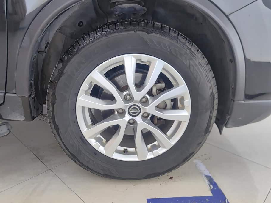 Nissan X-Trail 2.0 л 2021 г. Чёрный, пробег 22799 км