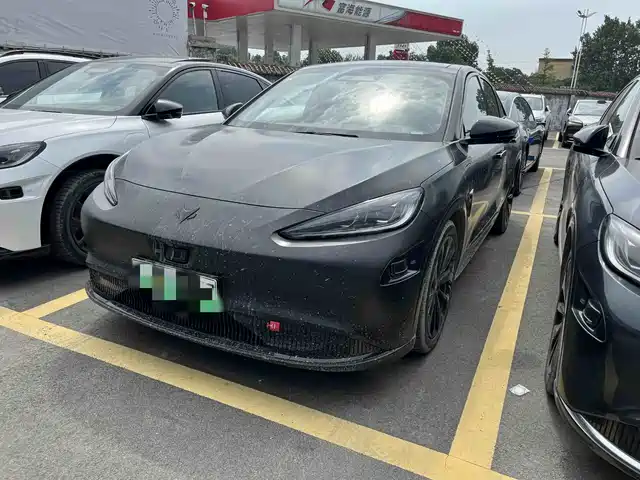 ARCFOX Alpha S 2022