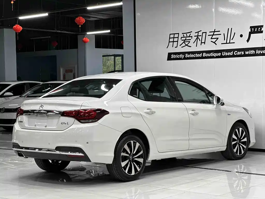 Citroen C4L — миниатюра 2