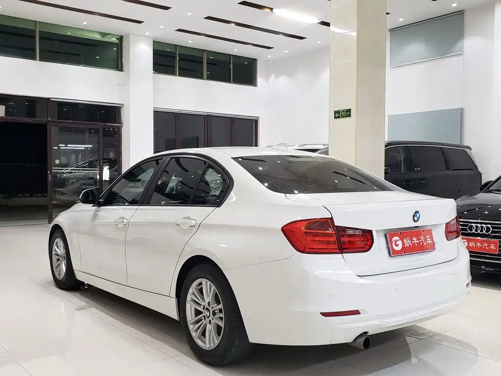 BMW 3 Series — миниатюра 11