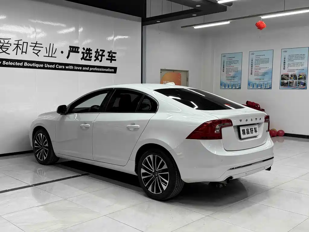 Volvo S60 — миниатюра 12