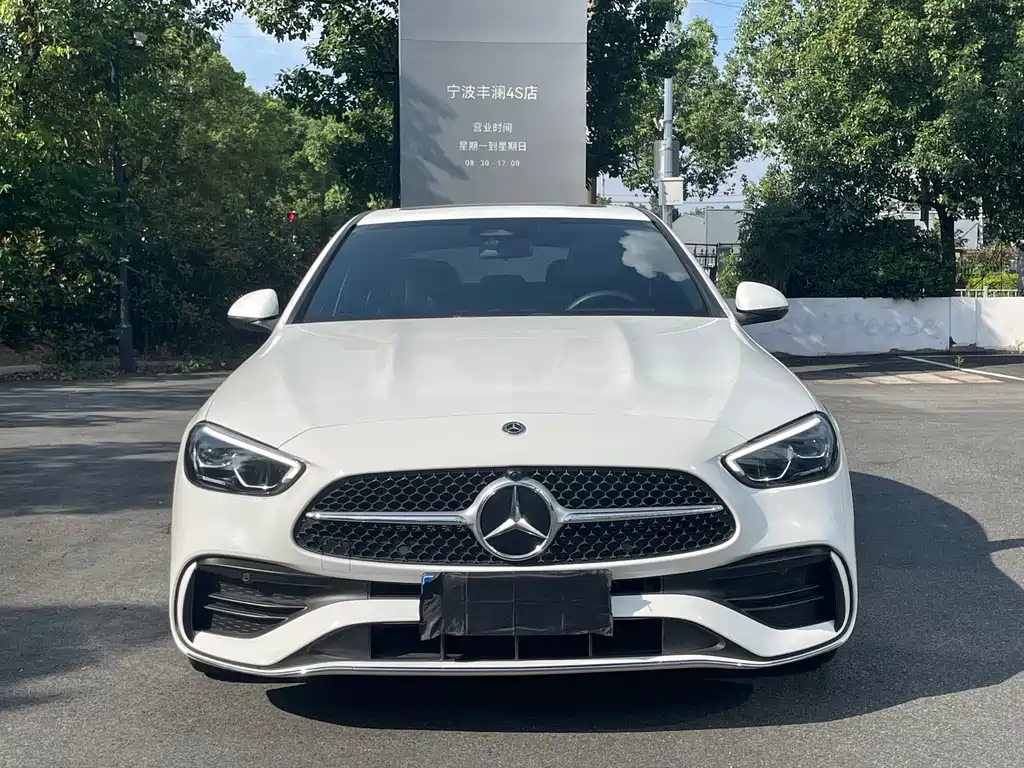 Mercedes-Benz C-Class — миниатюра 2