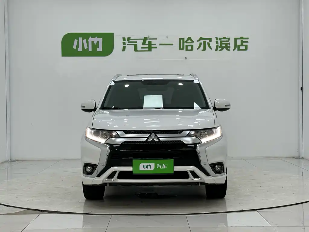 Mitsubishi Outlander — миниатюра 2