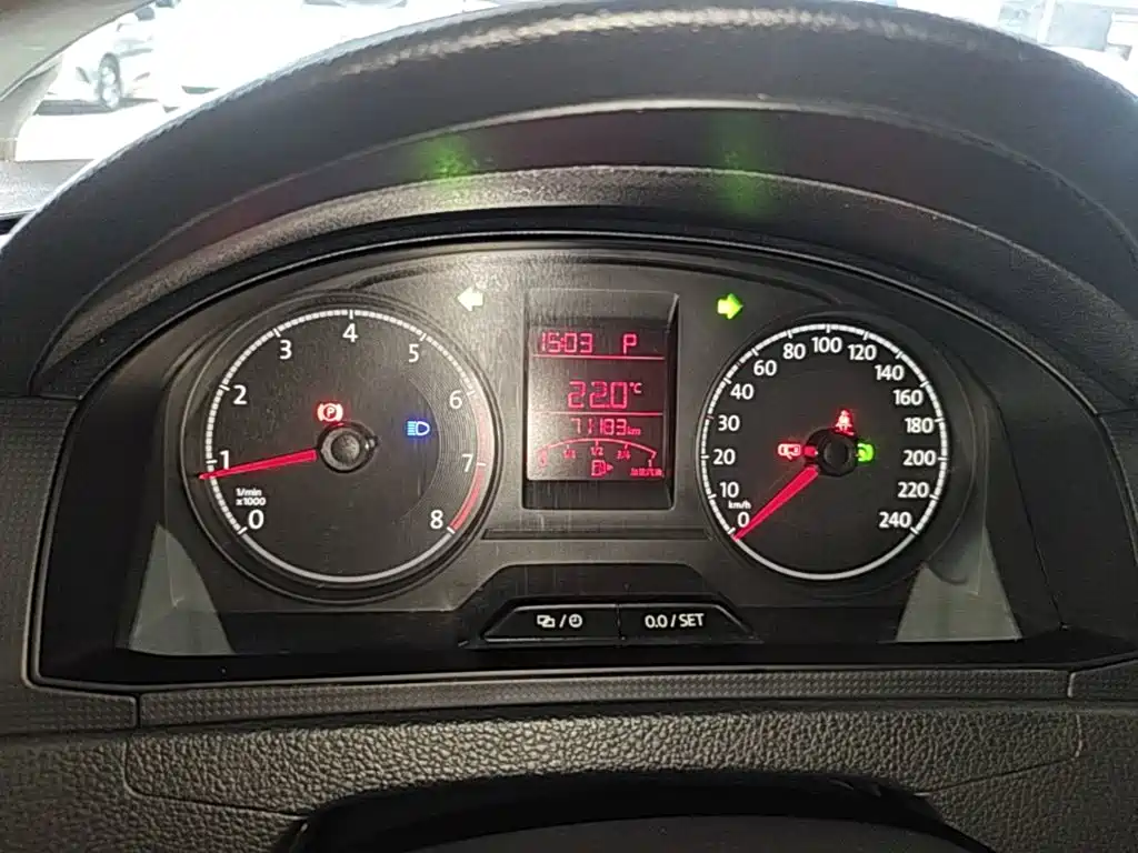 Volkswagen Santana — миниатюра 12