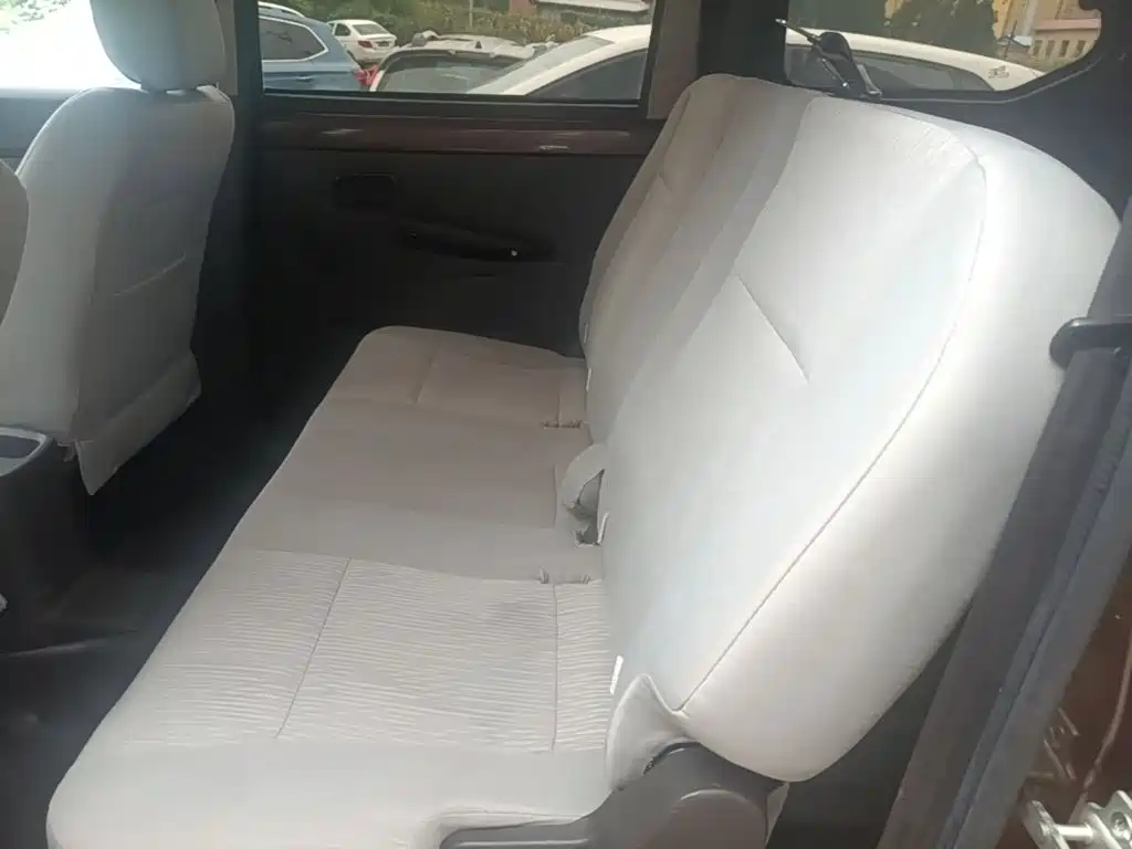 Wuling Hongguang — миниатюра 17