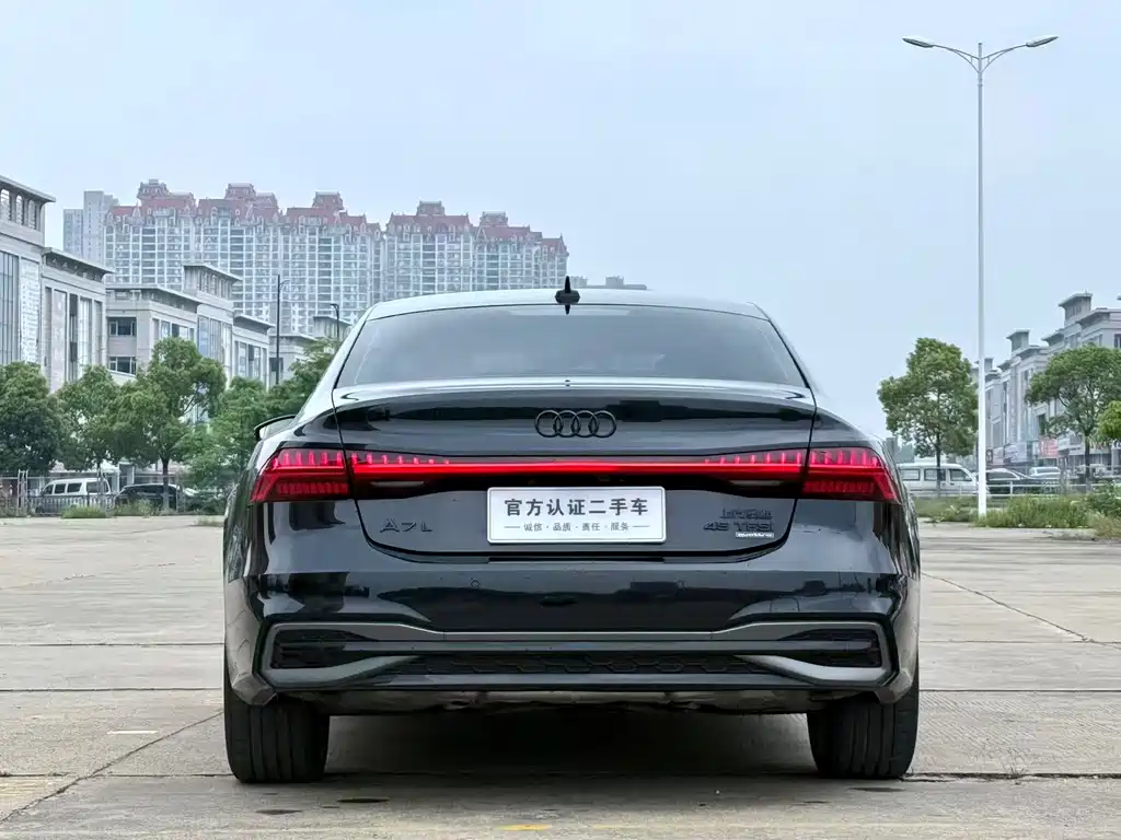 Audi A7L 2024 45 TFSI quattro