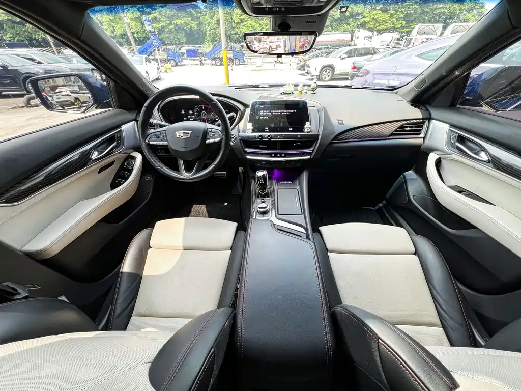 Cadillac CT5 — миниатюра 7