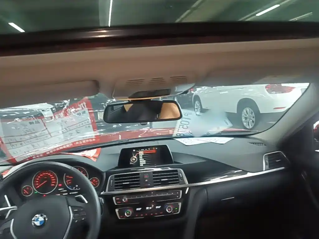 BMW 3 Series — миниатюра 18