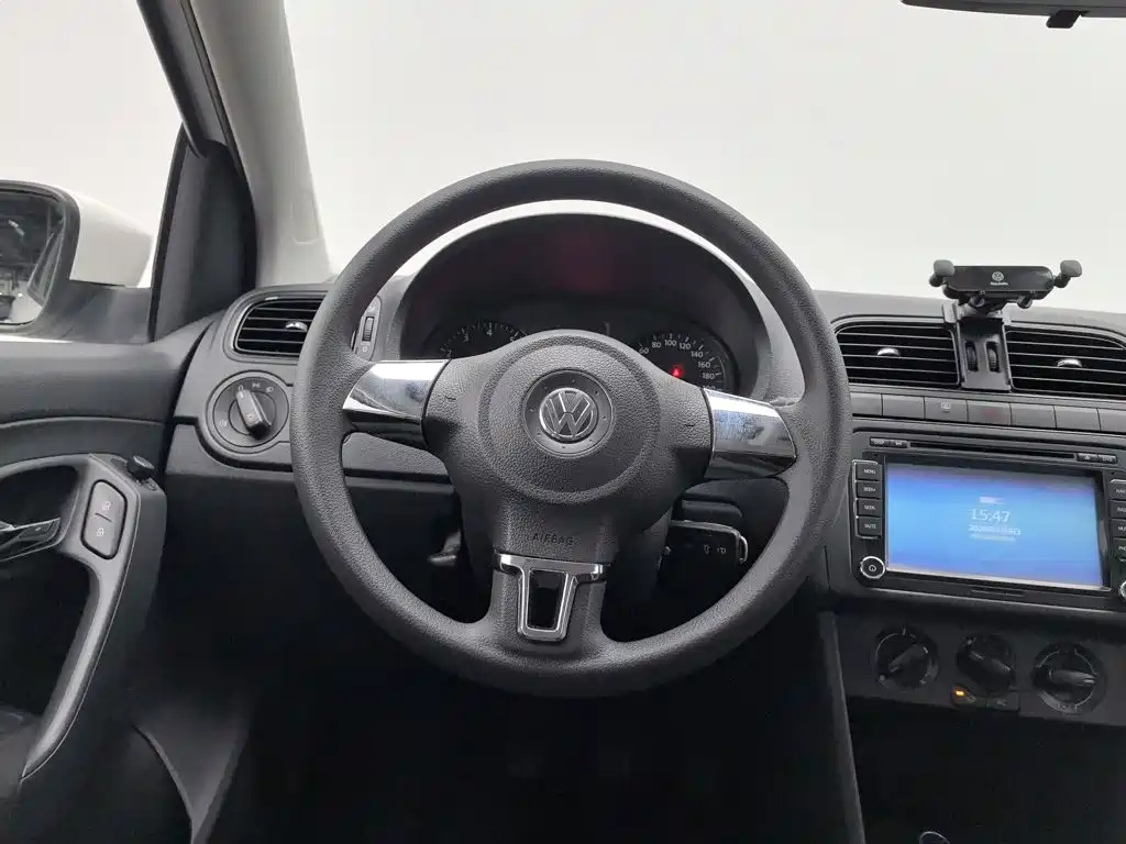Volkswagen Polo — миниатюра 11