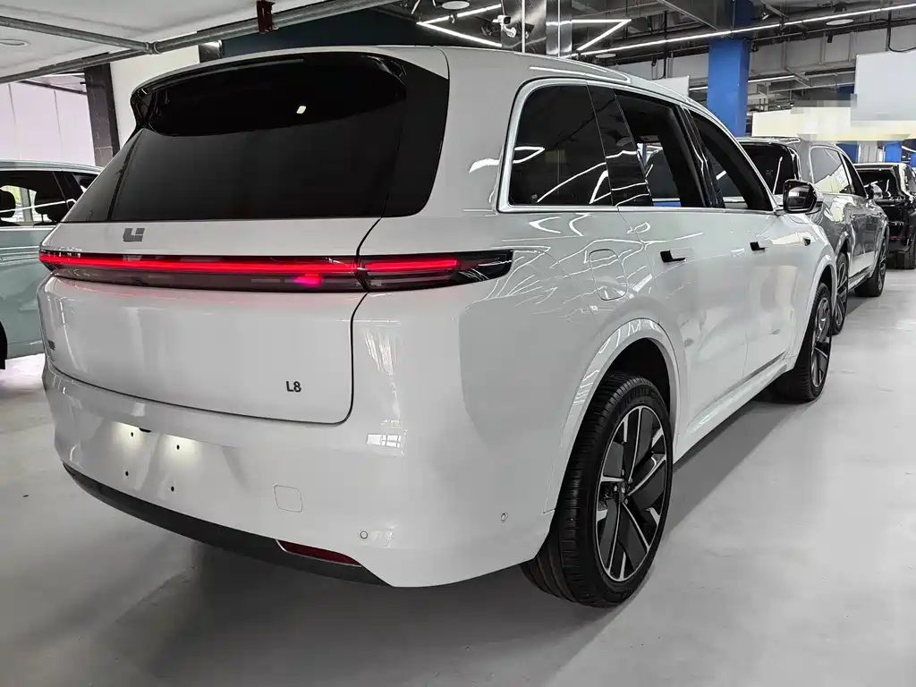 Li Auto Li L8 — миниатюра 13