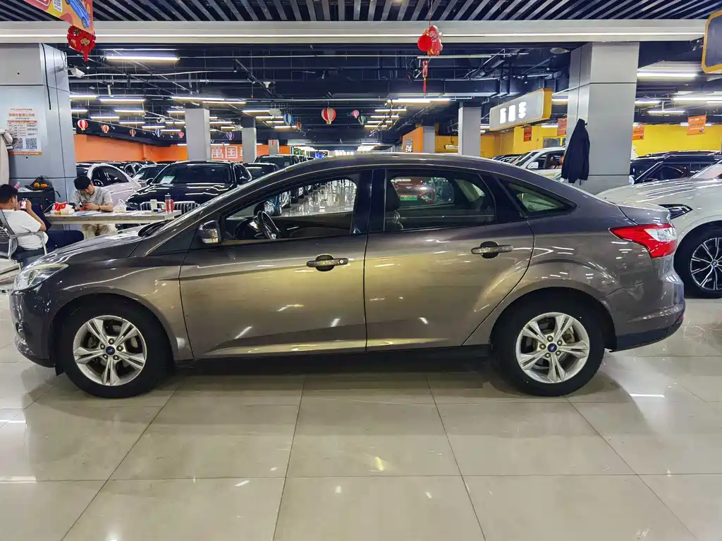 Ford Focus — миниатюра 2