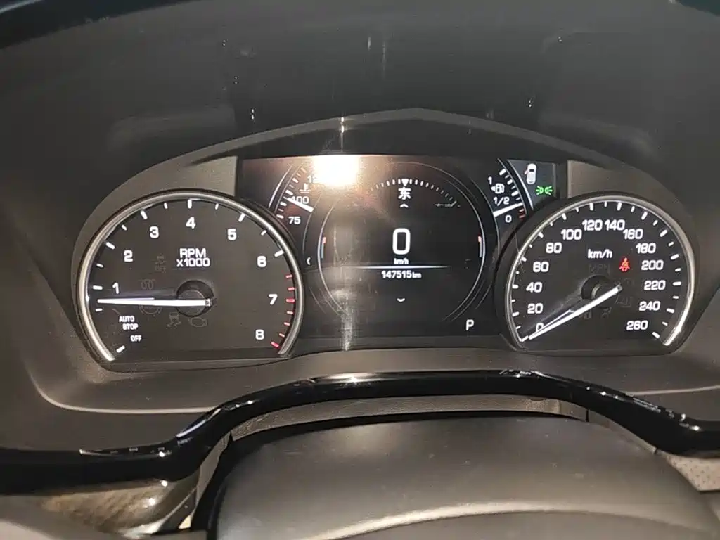 Cadillac XT5 — миниатюра 12