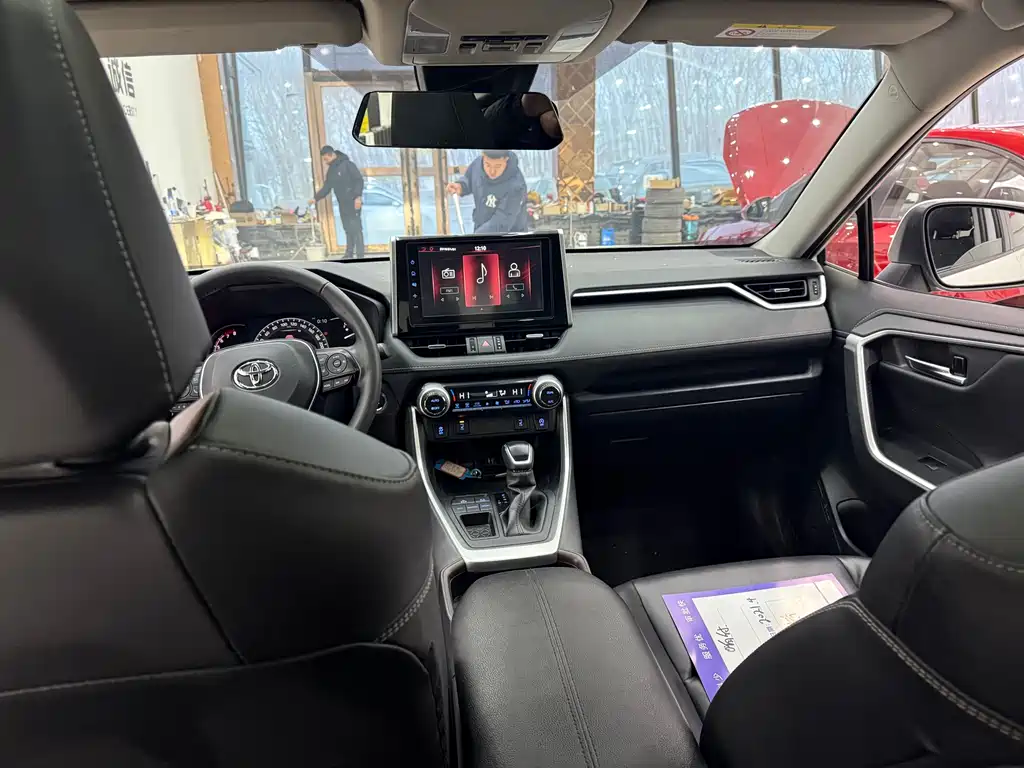 TOYOTA RAV4 RONGFANG