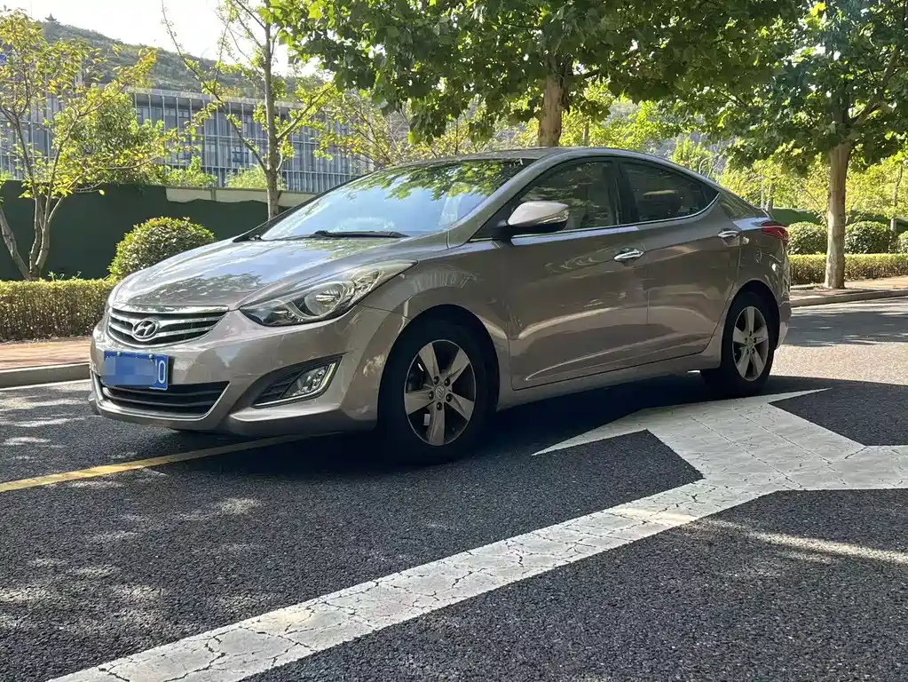 Hyundai Elantra Langdong