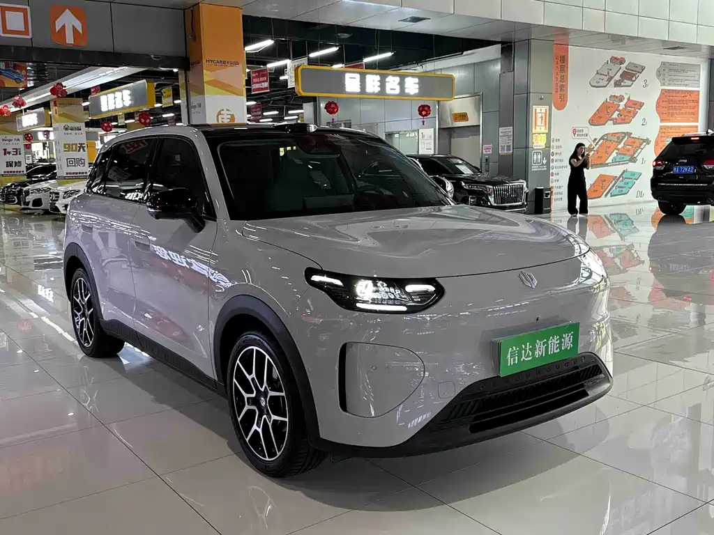 Leapmotor Leapmotor A10 — миниатюра 3