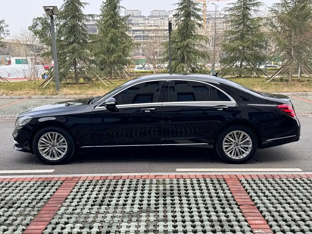 Mercedes-Benz S-Class — миниатюра 3