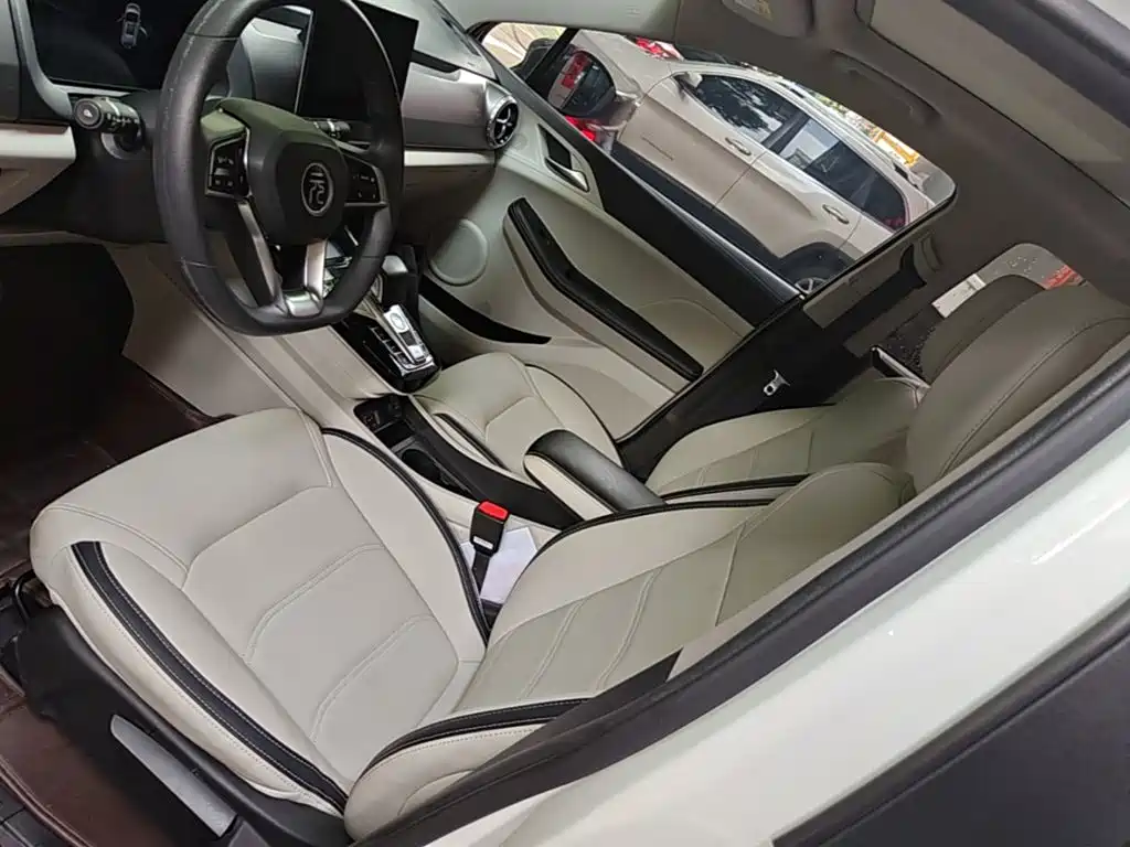 BYD Yuan Pro — миниатюра 15