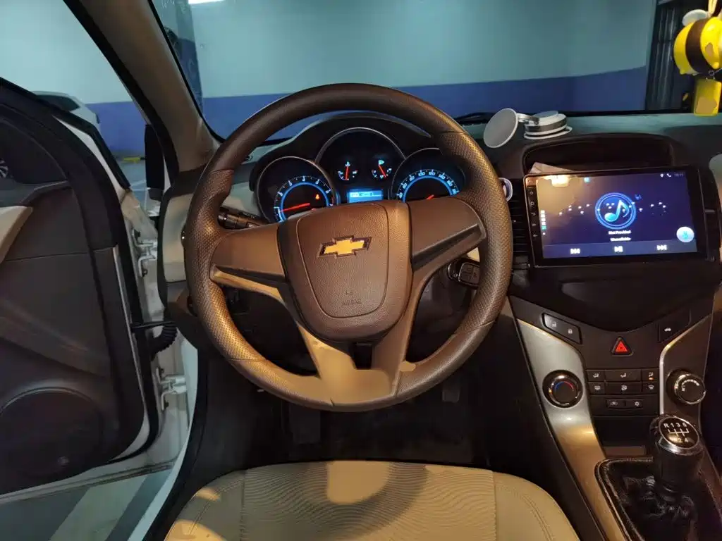 Chevrolet Cruze — миниатюра 3