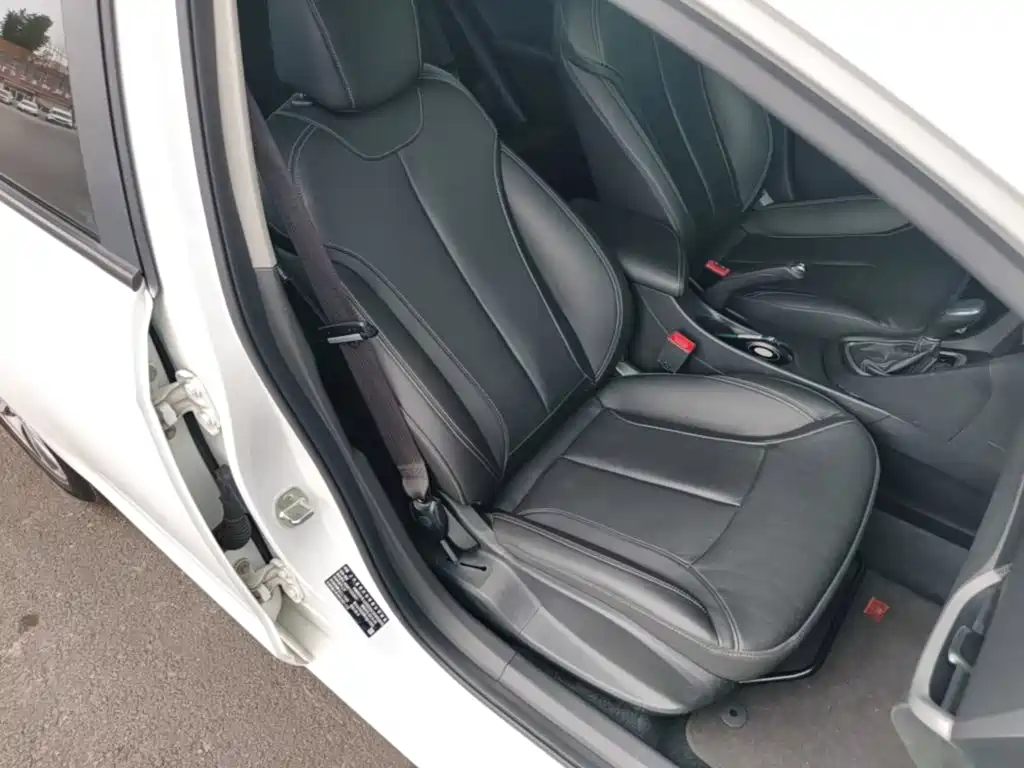 Buick Excelle — миниатюра 24