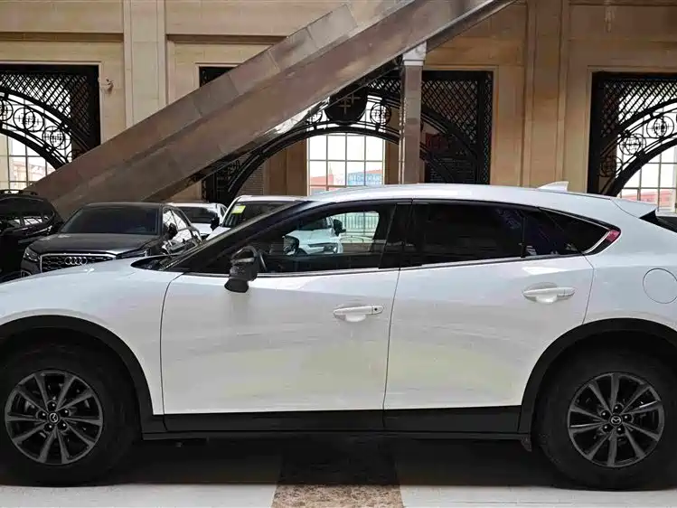 Mazda CX-4 — миниатюра 4