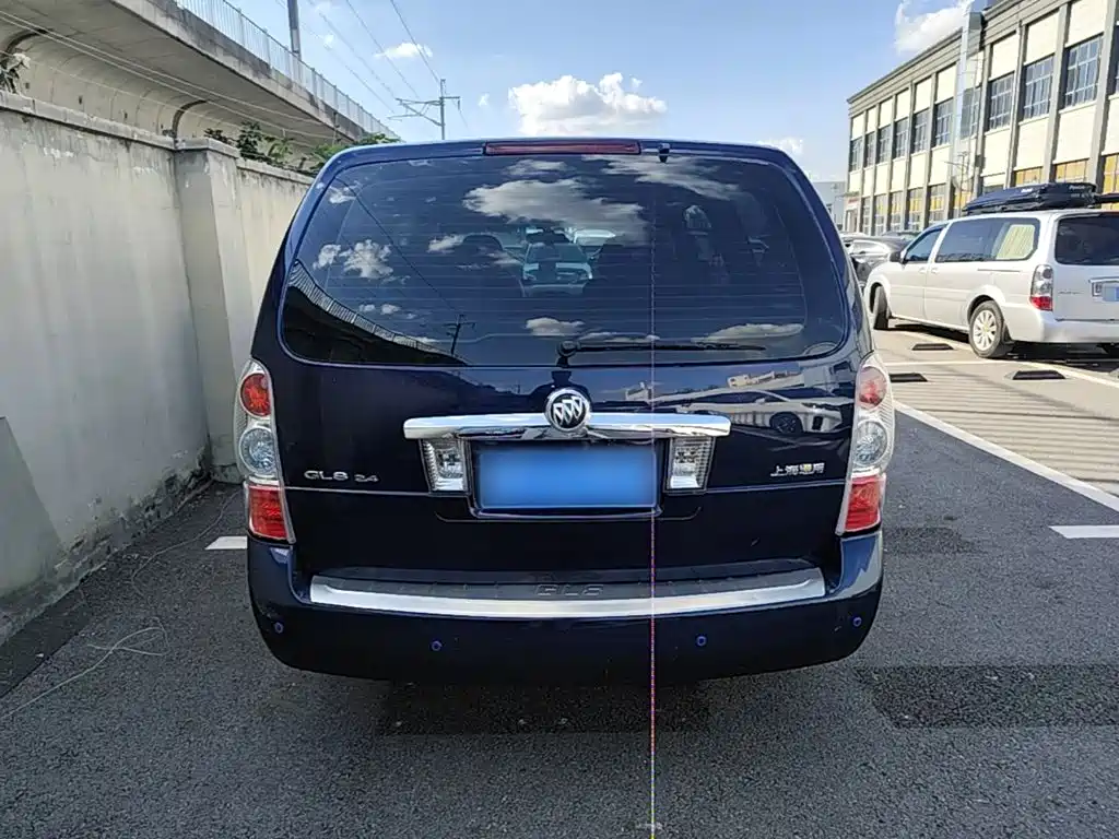 Buick GL8 — миниатюра 6