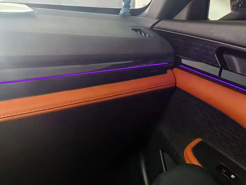 Changan UNI-V — миниатюра 12