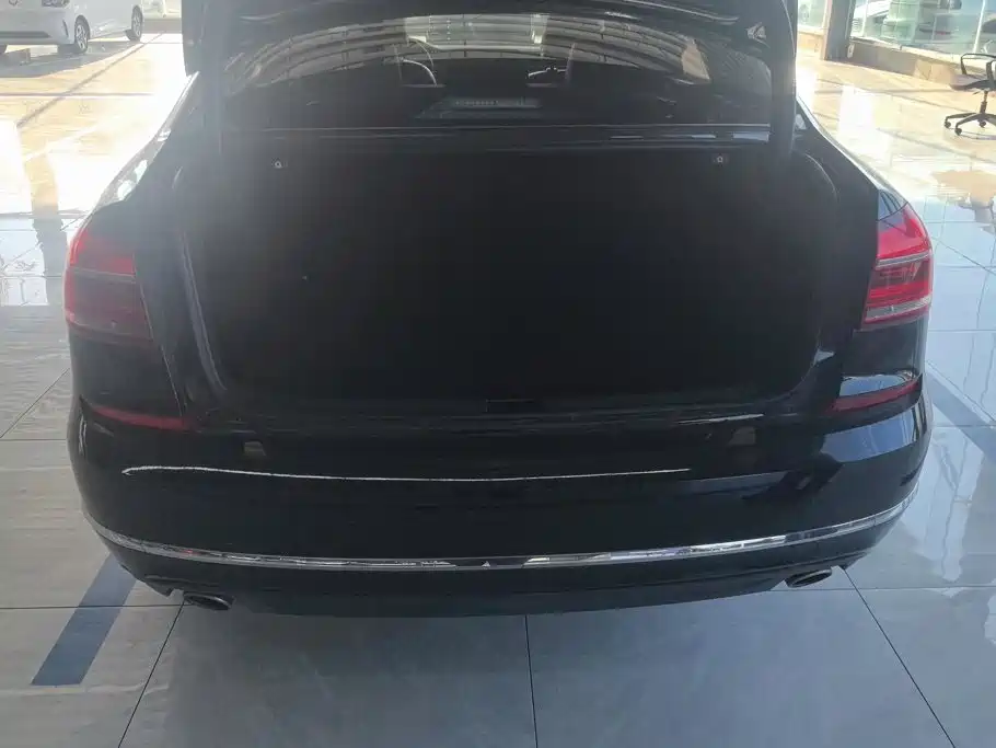 Volkswagen Passat — миниатюра 4