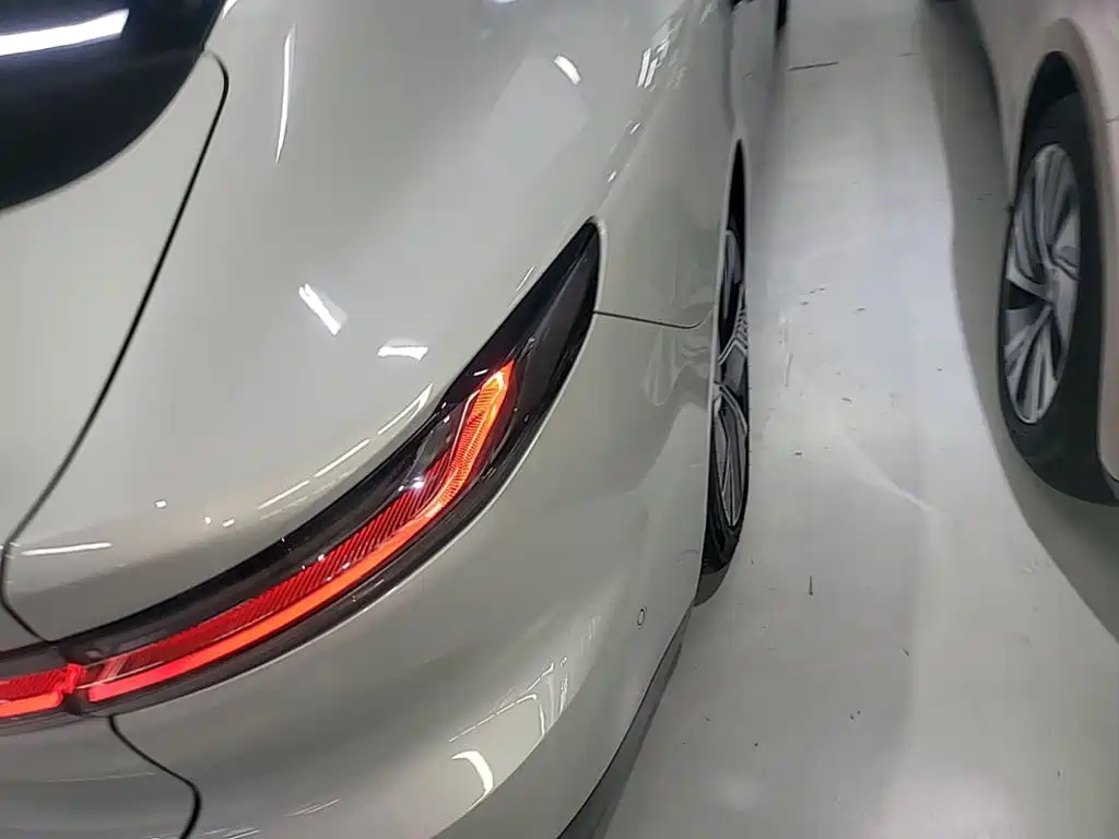 NIO ET7 — миниатюра 8