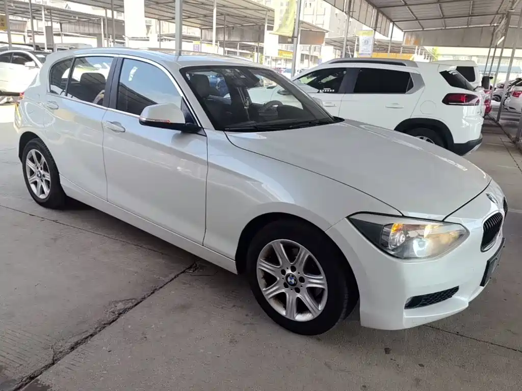 BMW 1 Series (Import) — миниатюра 4
