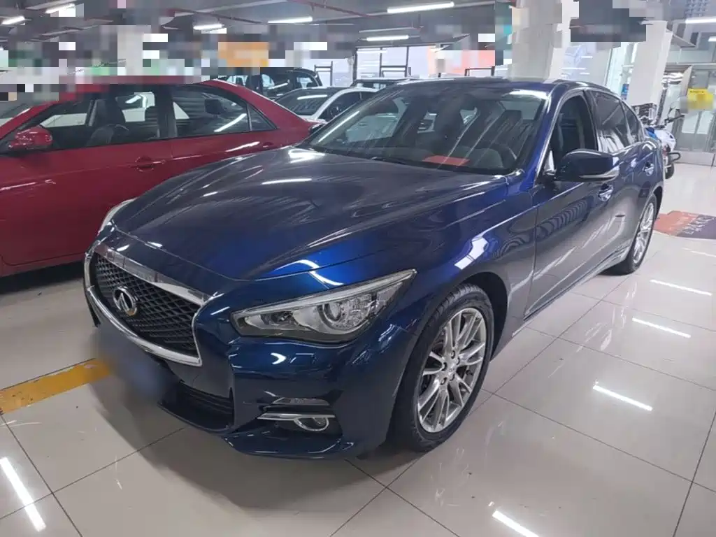 Infiniti Q50L