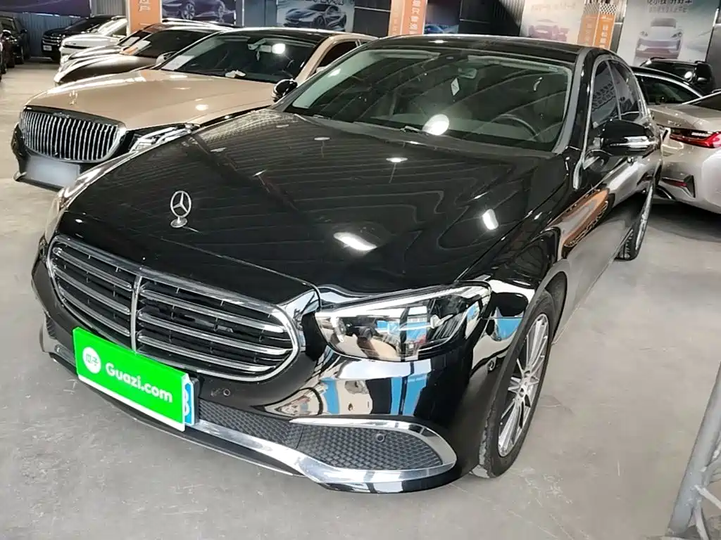 Mercedes-Benz E-Class — миниатюра 2