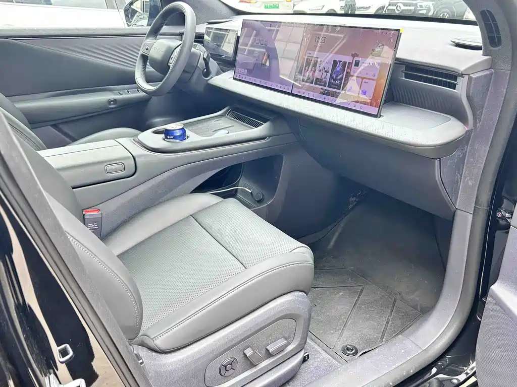 Nissan NX8 2026 650 Max