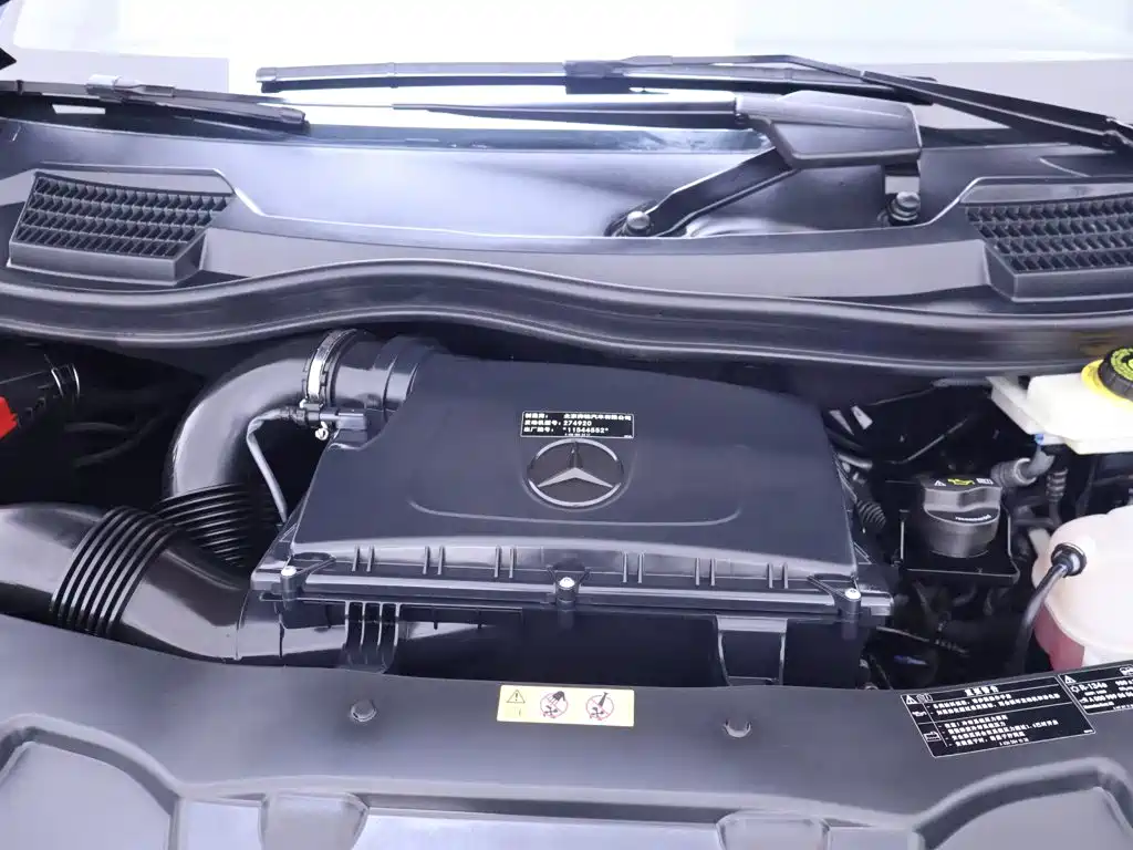 Mercedes-Benz V-Class — миниатюра 25